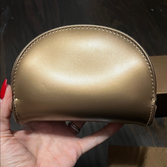 Gucci Brown Sunglasses Case with Box & cleaning cloth Unisex - Picture 9 of 9